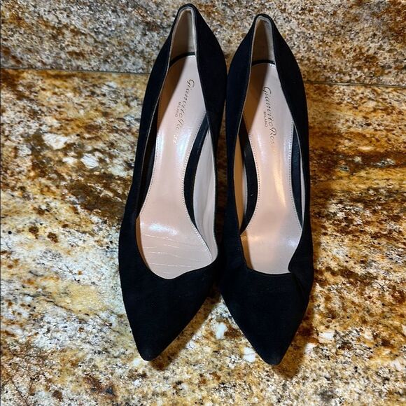 Milano Black Women's heels - Picture 1 of 6